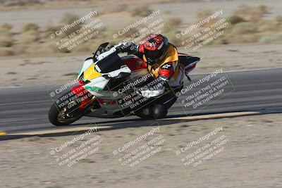 media/Sep-20-2025-Race Pace (Sat) [[d4e1b33f4d]]/Non Verified/Turn 4 Inside (8am)/